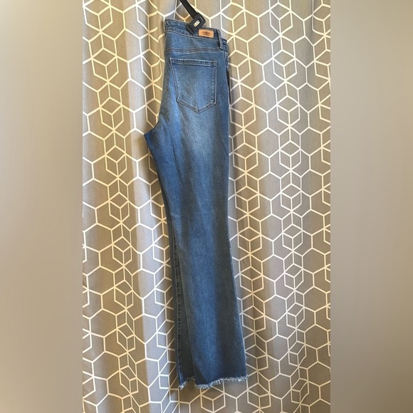 Sofia high rise skinny kick boot jeans. - Picture 6 of 10